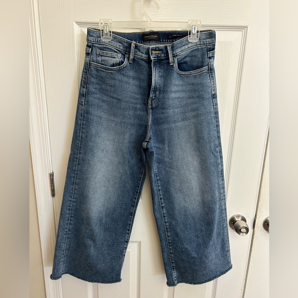 Banana Republic High-Rise Wide-Leg Crop Jeans